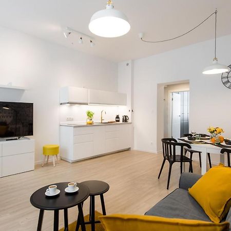 Apartament Za Bramka Centrum พอซนาน ภายนอก รูปภาพ